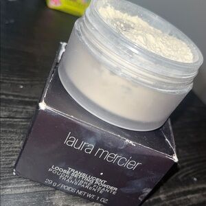 Laura Mercier Translucent Loose Setting Powder